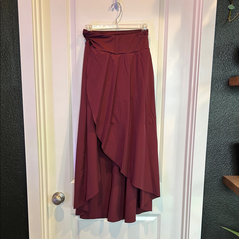 HALARA High Low Skirt in Deep Red
